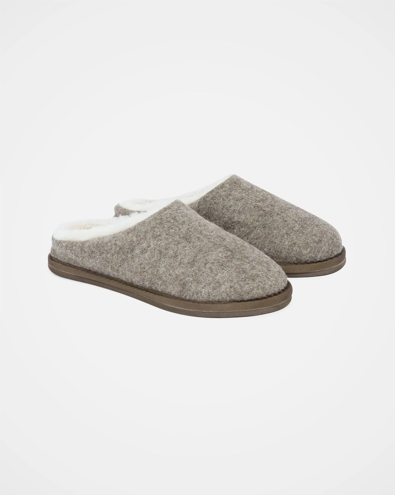 Clog Slipper 4 Clog Slipper - Image 2