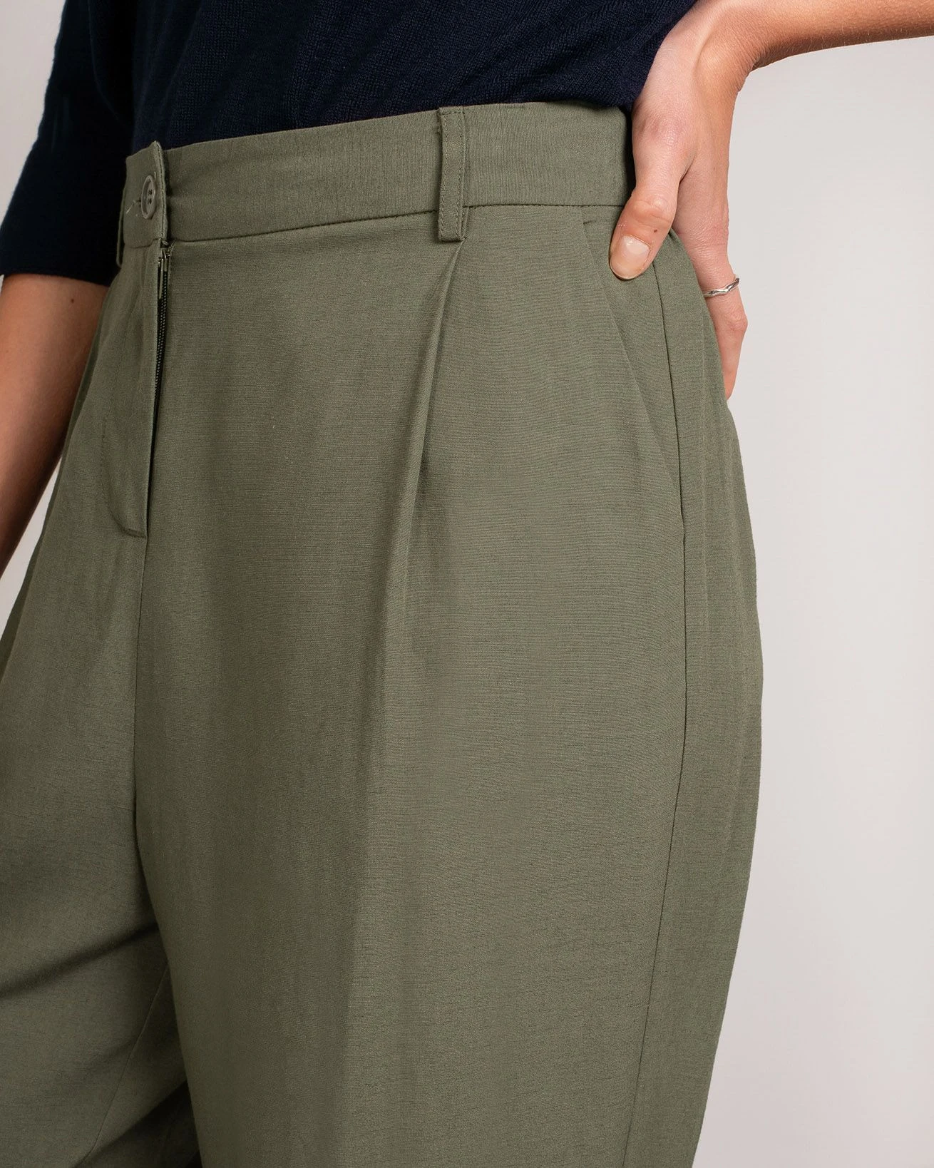 Linen Blend Casual Tapered Leg Pants 5 Linen Blend Casual Tapered Leg Pants - Image 3