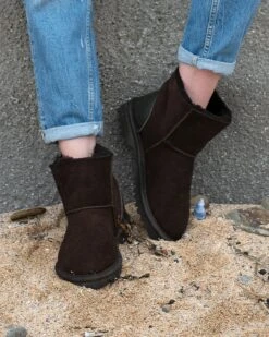 Aqualamb Shortie Boots